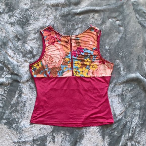 Pink tank top// by Nicki Minaj - Picture 2 of 3